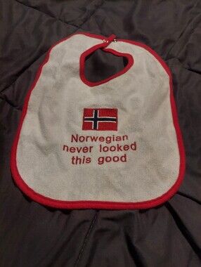 Vintage One 2 Wear Norwegian Flag Baby Bib "Norwegian Never Looked This Good" US